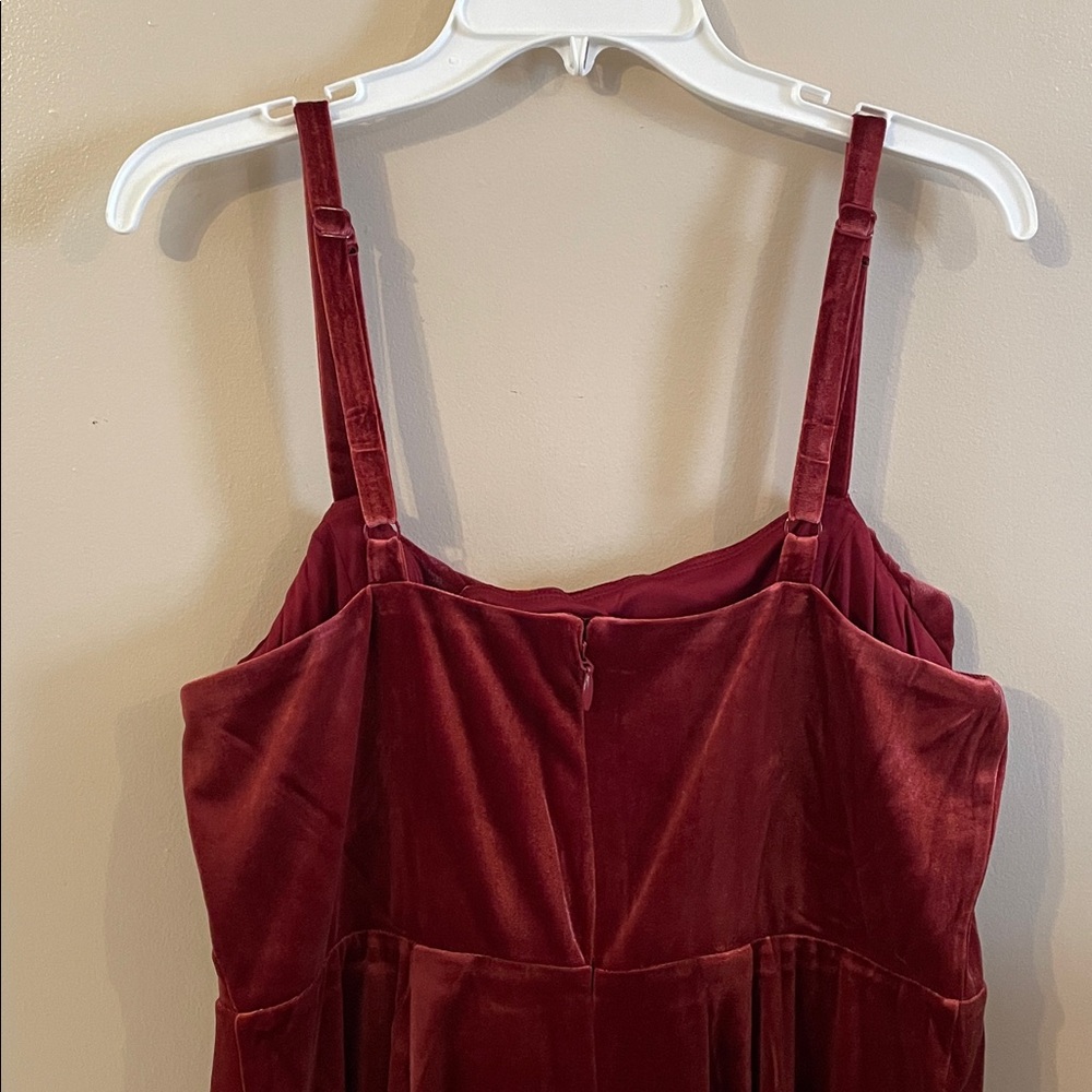 Midi Velvet Bustier Tulip Dress - Picture 6 of 12